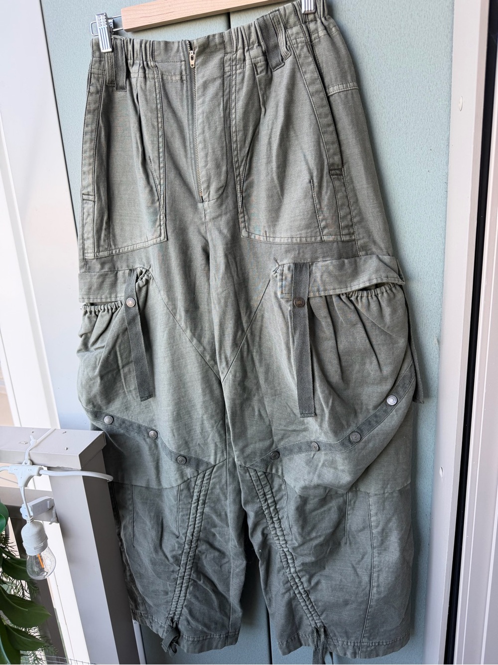 Free People Utility Cargo Pants NWT - Picture 2 of 10